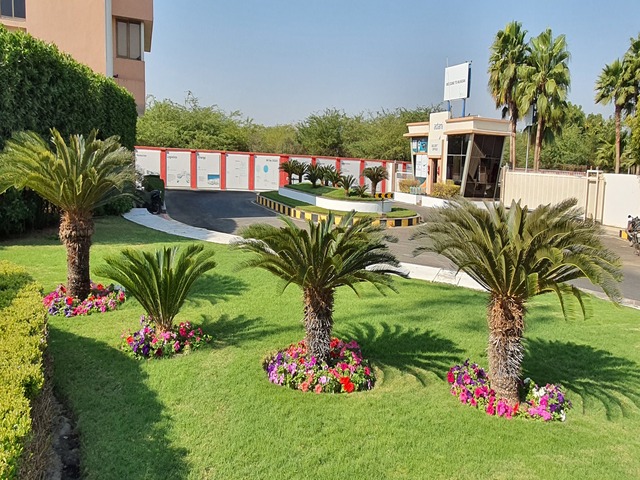 Landscape Development and Maintenance Ravindra Gurav Green tech pro Pune Maharashtra India (1)