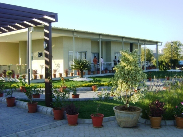 Landscape Development and Maintenance Ravindra Gurav Green tech pro Pune Maharashtra India (1)